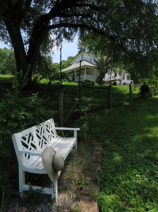 Virginia Country Cottage, Great Location, Pets Troutville Eksteriør billede